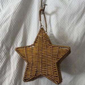 VINTAGE Golden Star Woven 3D Basket w/Metal Handle & Frame